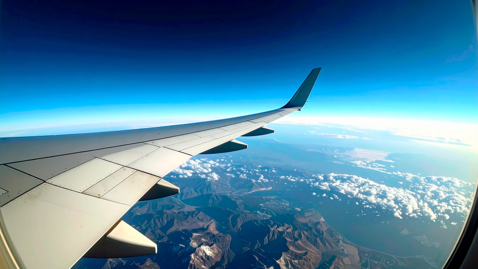 Vista desde la ventanilla del avión, blog de viajes DesdeMarbella