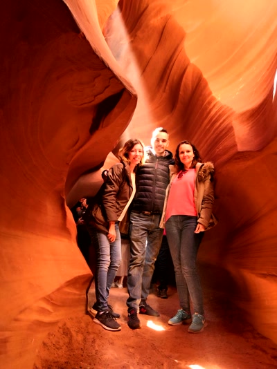 Los cuatro dentro del cañón