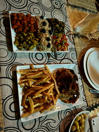 Cena en el desierto