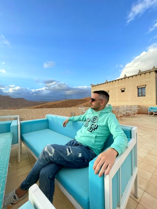 Relajándonos en la terraza