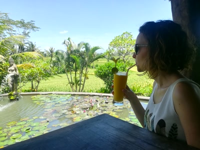 Lassi de mango en Karsa Cafe