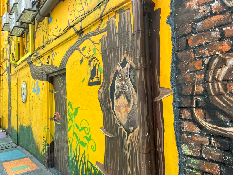 Murales por toda la zona