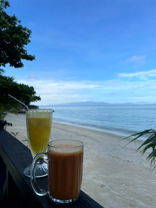 Zumo y té con leche