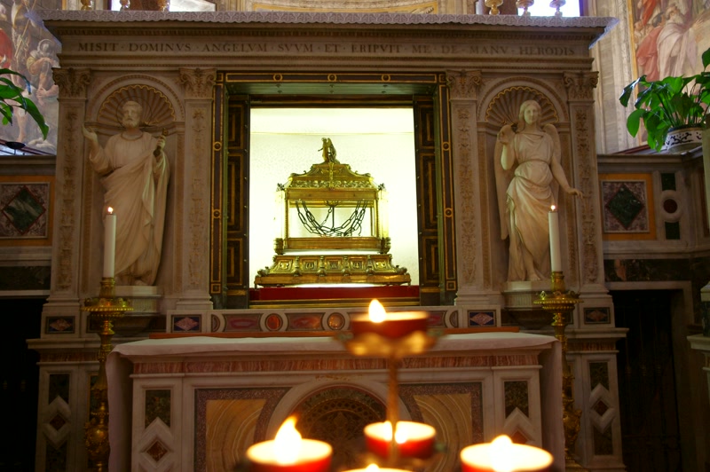 Las cadenas de San Pedro