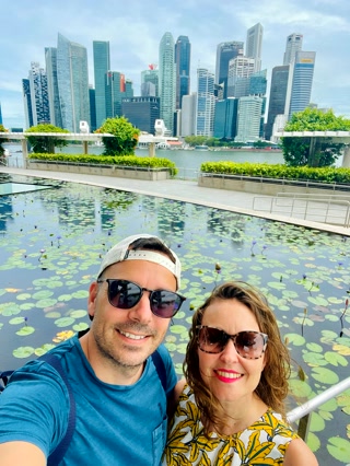 En los jardines de la bahía
