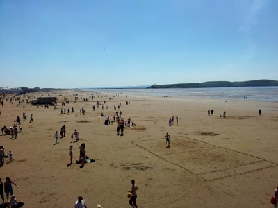 La playa desde lo alto del muelle