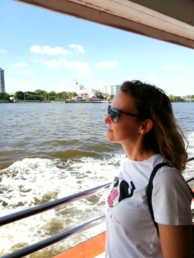 Navegando por el Chao Phraya