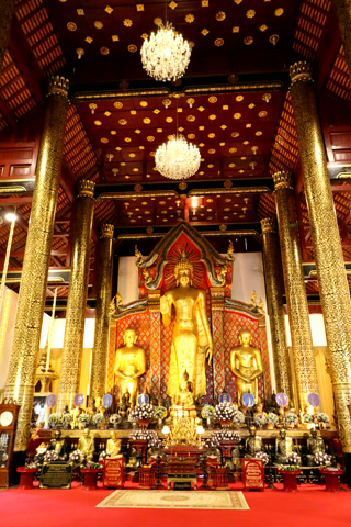 El Buda dorado del interior
