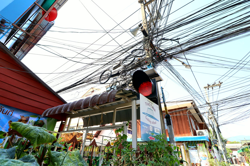 La maraña de cables de Chiang Mai