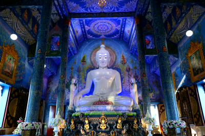 El Buda blanco del interior