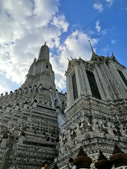 El Wat Arun desde el río
